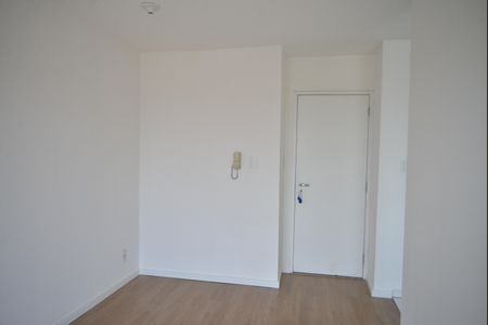 Sala de apartamento para alugar com 2 quartos, 49m² em Parque Jaçatuba, Santo André