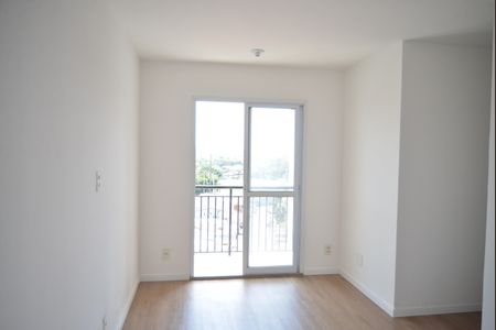 Sala de apartamento para alugar com 2 quartos, 49m² em Parque Jaçatuba, Santo André