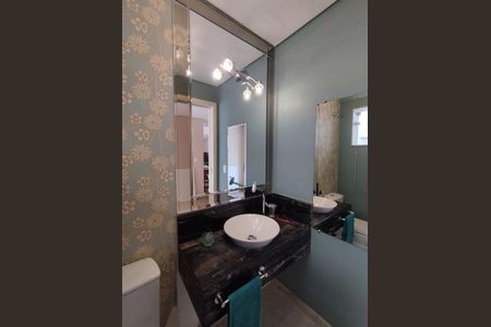 Casa à venda com 311m², 4 quartos e 4 vagas Casa à venda com 311m², 4 quartos e 4 vagasLavabo