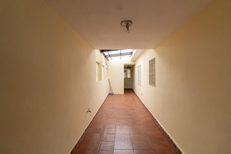 Casa para alugar com 160m², 3 quartos e 3 vagasCorredor