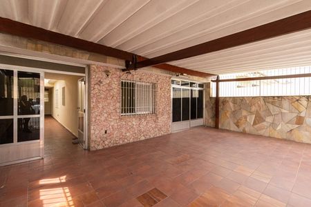 Casa para alugar com 160m², 3 quartos e 3 vagasGaragem