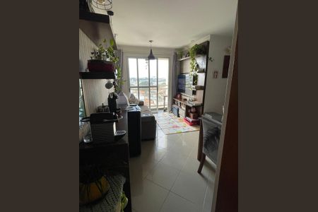 Apartamento à venda com 57m², 3 quartos e 1 vaga Apartamento à venda com 57m², 3 quartos e 1 vagaSala