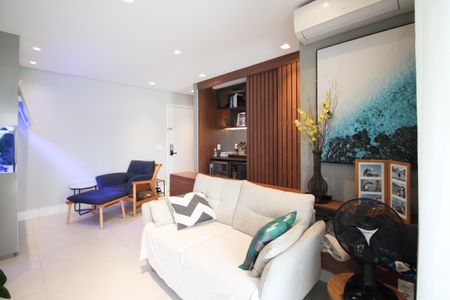 Sala de apartamento à venda com 2 quartos, 91m² em Moema, São Paulo