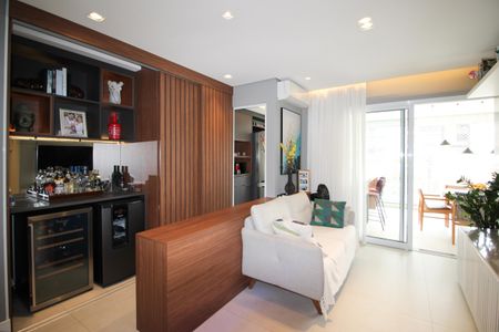 Sala de apartamento à venda com 2 quartos, 91m² em Moema, São Paulo