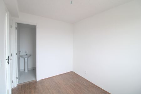 Suíte de apartamento para alugar com 1 quarto, 27m² em Jardim Itacolomi, São Paulo
