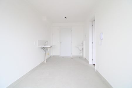 Sala de apartamento para alugar com 1 quarto, 27m² em Jardim Itacolomi, São Paulo