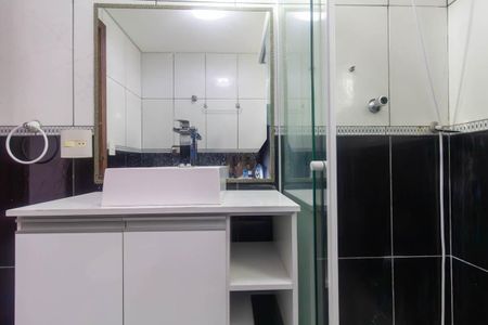 Apartamento para alugar com 54m², 2 quartos e 1 vaga Apartamento para alugar com 54m², 2 quartos e 1 vagaBanheiro