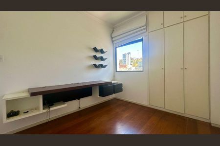 Apartamento à venda com 78m², 2 quartos e 2 vagas Apartamento à venda com 78m², 2 quartos e 2 vagasSuíte