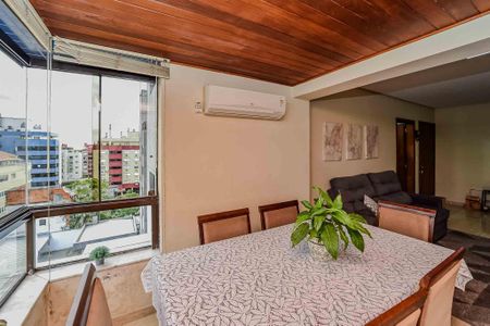 Apartamento à venda com 129m², 2 quartos e 2 vagas Apartamento à venda com 129m², 2 quartos e 2 vagasSala