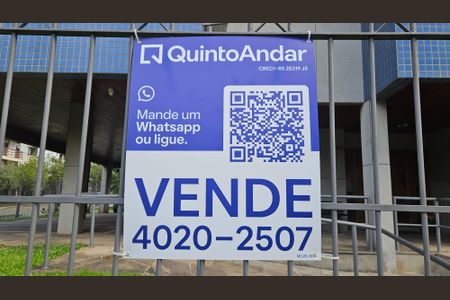 Apartamento à venda com 129m², 2 quartos e 2 vagas Apartamento à venda com 129m², 2 quartos e 2 vagasPlaquinha