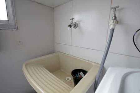 Apartamento à venda com 48m², 2 quartos e 1 vaga Apartamento à venda com 48m², 2 quartos e 1 vagaCozinha e Área de Serviço
