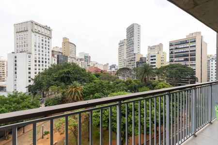 Varanda  de kitnet/studio para alugar com 1 quarto, 44m² em República, São Paulo