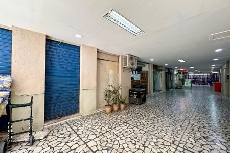 Apartamento à venda com 37m², 1 quarto e sem vaga Apartamento à venda com 37m², 1 quarto e sem vagaPortaria