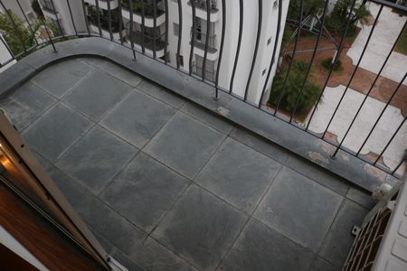 Varanda de apartamento para alugar com 2 quartos, 100m² em Lapa, São Paulo
