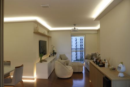 Apartamento para alugar com 100m², 2 quartos e 2 vagasSala