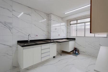 Apartamento para alugar com 42m², 1 quarto e 1 vaga Apartamento para alugar com 42m², 1 quarto e 1 vagaCozinha e área de serviço