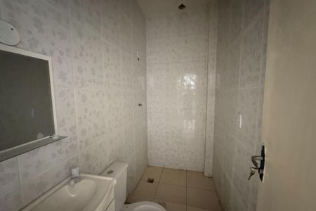 Casa para alugar com 71m², 2 quartos e 2 vagas Casa para alugar com 71m², 2 quartos e 2 vagasBanheiro 2