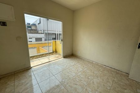 Casa para alugar com 71m², 2 quartos e 2 vagas Casa para alugar com 71m², 2 quartos e 2 vagasQuarto