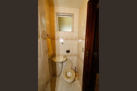 Apartamento à venda com 140m², 4 quartos e 2 vagasBanheiro de serviço