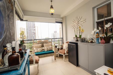 Varanda de apartamento à venda com 2 quartos, 58m² em Morumbi, São Paulo