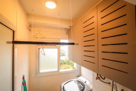 Apartamento à venda com 58m², 2 quartos e 1 vaga Apartamento à venda com 58m², 2 quartos e 1 vagaLavanderia