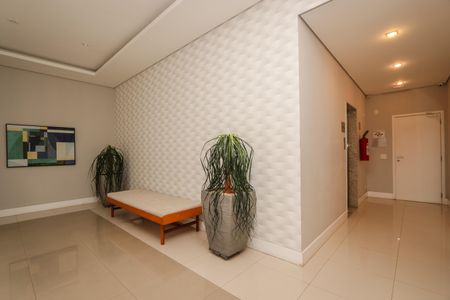 Apartamento à venda com 58m², 2 quartos e 1 vaga Apartamento à venda com 58m², 2 quartos e 1 vagaHall de Entrada