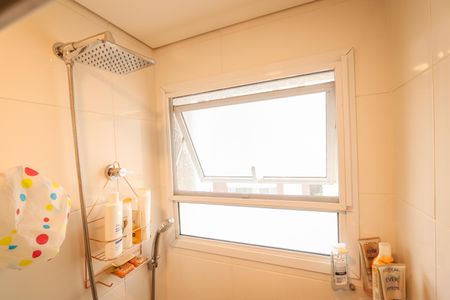 Apartamento à venda com 58m², 2 quartos e 1 vaga Apartamento à venda com 58m², 2 quartos e 1 vagaBanheiro