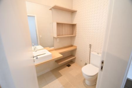 Casa de condomínio à venda com 156m², 2 quartos e 4 vagasBanheiro Suíte 1