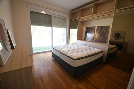 Casa de condomínio à venda com 156m², 2 quartos e 4 vagasSuíte 1