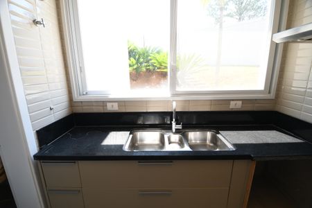 Casa de condomínio à venda com 156m², 2 quartos e 4 vagasCozinha