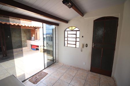 Sala de kitnet/studio para alugar com 1 quarto, 60m² em Eldorado, Contagem