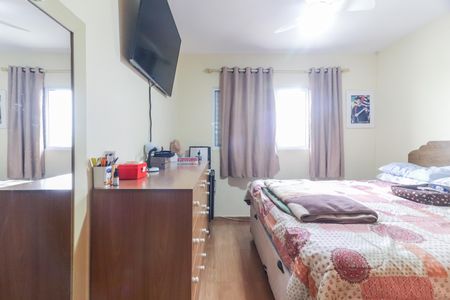 Casa à venda com 196m², 3 quartos e 3 vagas Casa à venda com 196m², 3 quartos e 3 vagasSuíte