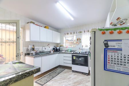 Casa à venda com 196m², 3 quartos e 3 vagas Casa à venda com 196m², 3 quartos e 3 vagasCozinha