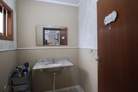 Casa à venda com 350m², 5 quartos e 2 vagasLavabo