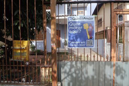 Casa à venda com 350m², 5 quartos e 2 vagasPlaca