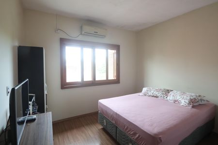 Casa à venda com 350m², 5 quartos e 2 vagasSuite