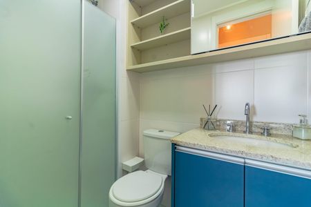 Apartamento à venda com 67m², 2 quartos e 1 vagaBanheiro Social