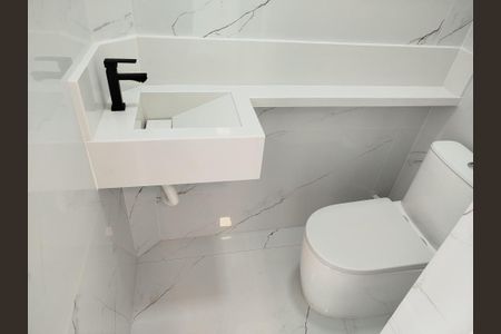 Casa à venda com 245m², 3 quartos e 5 vagasLavabo 1