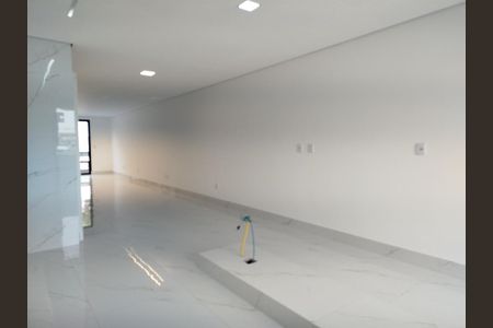 Casa à venda com 245m², 3 quartos e 5 vagasCozinha