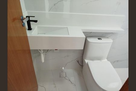 Casa à venda com 245m², 3 quartos e 5 vagasLavabo 1