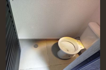 Casa à venda com 245m², 3 quartos e 5 vagasBanheiro do Salão 