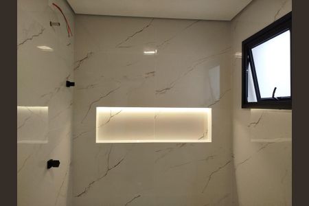 Casa à venda com 245m², 3 quartos e 5 vagasBanheiro da Suíte 3