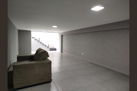 Casa à venda com 245m², 3 quartos e 5 vagasÁrea comum - Salão 