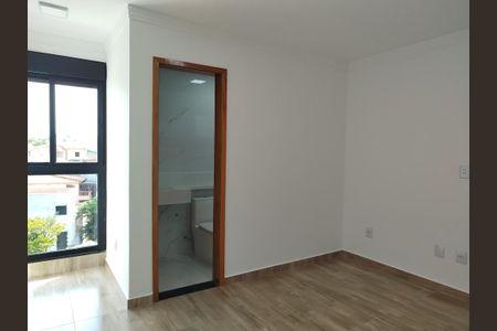 Casa à venda com 245m², 3 quartos e 5 vagasSuíte 1