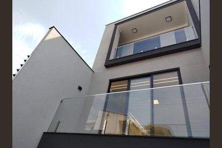 Casa à venda com 245m², 3 quartos e 5 vagasFachada
