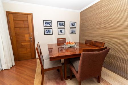 Apartamento à venda com 90m², 2 quartos e 2 vagas Apartamento à venda com 90m², 2 quartos e 2 vagasSala