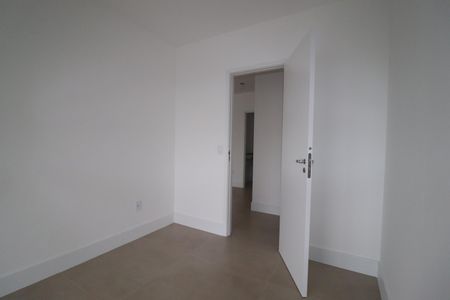 Apartamento à venda com 185m², 3 quartos e 3 vagasQuarto 