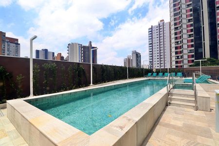 Apartamento à venda com 185m², 3 quartos e 3 vagasÁrea comum - Piscina