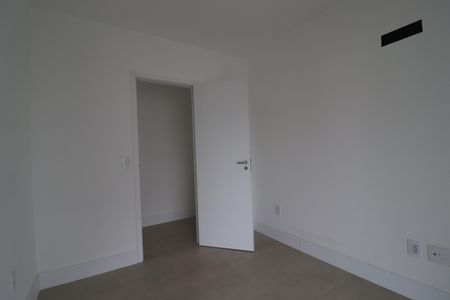 Apartamento à venda com 185m², 4 quartos e 3 vagasQuarto