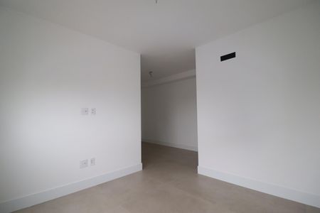 Apartamento à venda com 185m², 4 quartos e 3 vagasSuíte 1